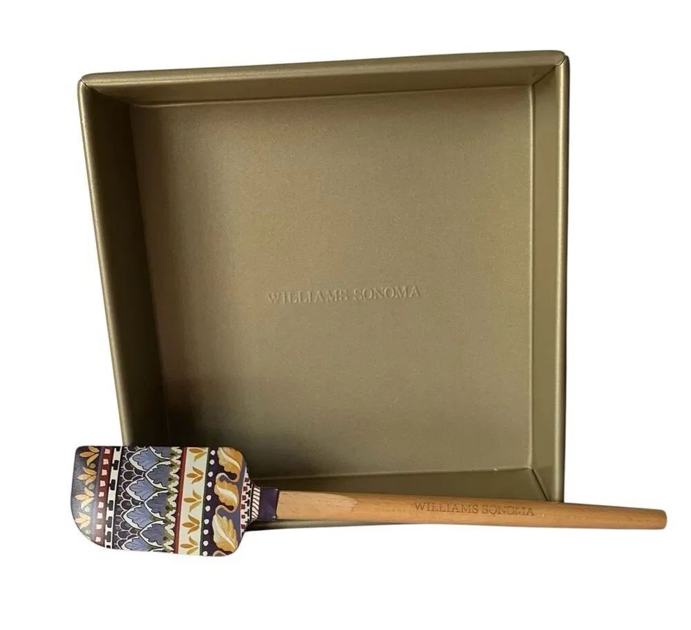 NEW NWOT Williams Sonoma Goldtouch Pro Nonstick 10” Square Bake Cake Pan & Rubb